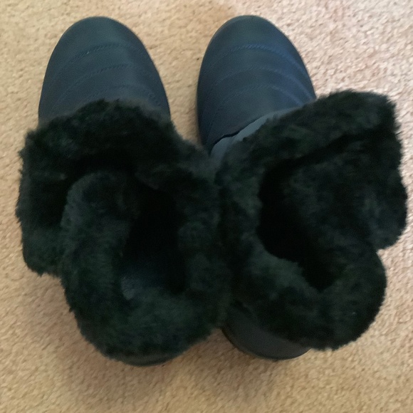 Women’s casual booties - Picture 6 of 8